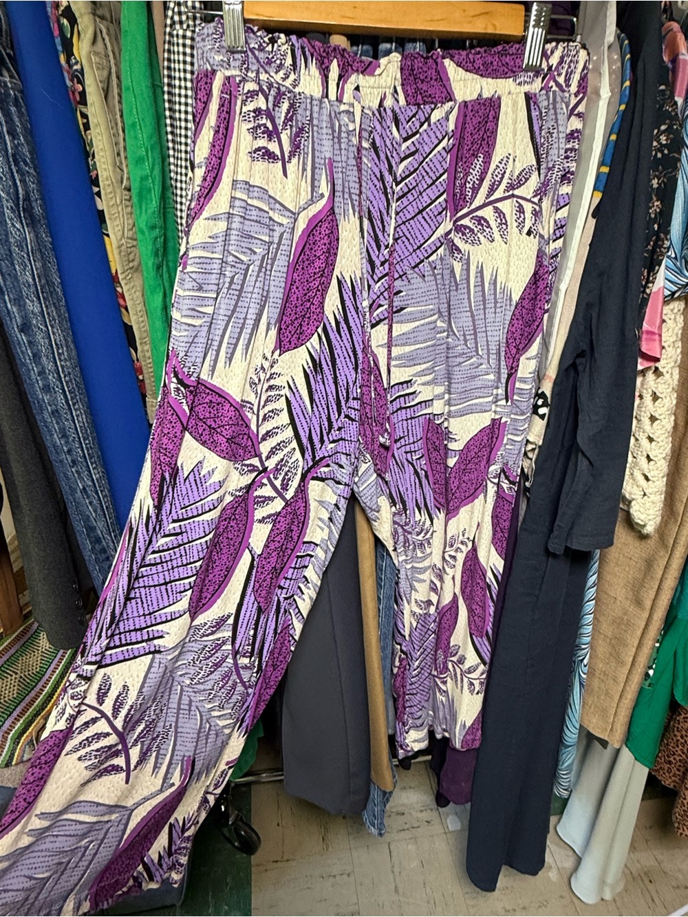 Jane and Delancey Purple Leaf Print Wide Leg Pants